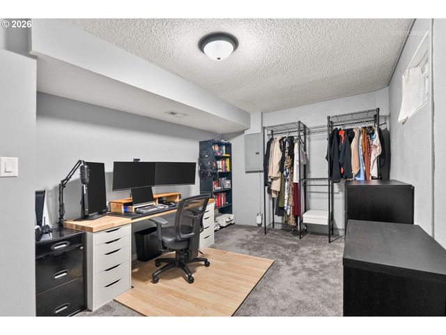 5402 Sw 34TH Pl, Portland, OR 97239