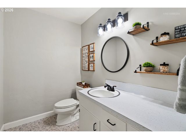 5402 Sw 34TH Pl, Portland, OR 97239