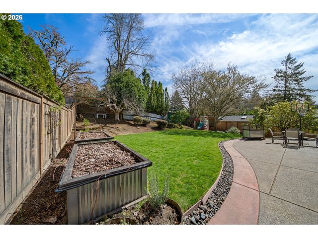 5402 Sw 34TH Pl, Portland, OR 97239