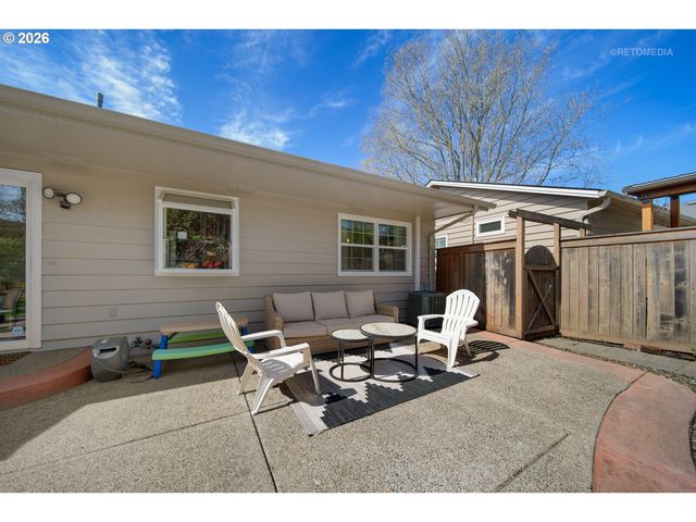 5402 Sw 34TH Pl, Portland, OR 97239