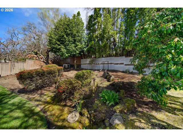5402 Sw 34TH Pl, Portland, OR 97239