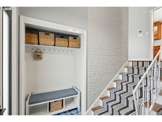 5402 Sw 34TH Pl, Portland, OR 97239