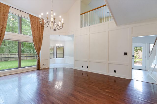 9 Mallard Glen Place, The Woodlands, TX 77381