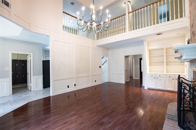 9 Mallard Glen Place, The Woodlands, TX 77381