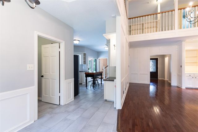 9 Mallard Glen Place, The Woodlands, TX 77381