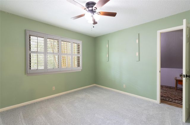9 Mallard Glen Place, The Woodlands, TX 77381