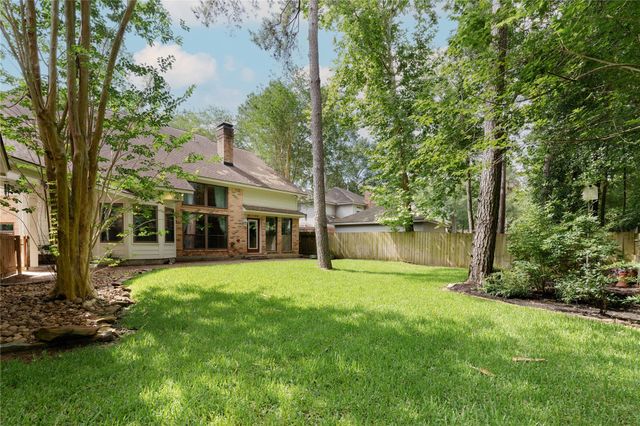 9 Mallard Glen Place, The Woodlands, TX 77381