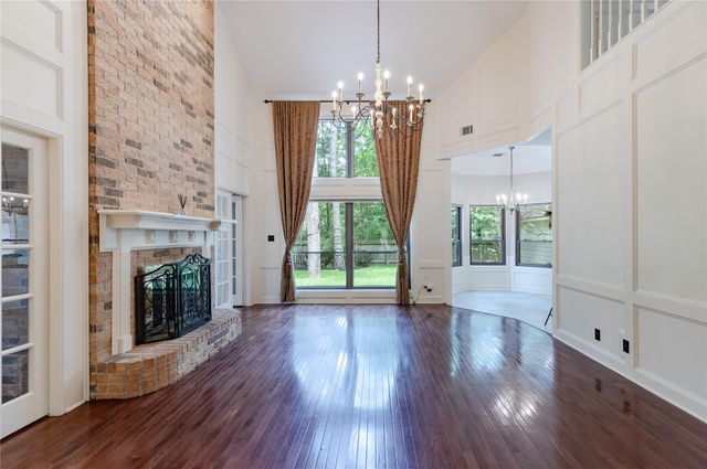 9 Mallard Glen Place, The Woodlands, TX 77381
