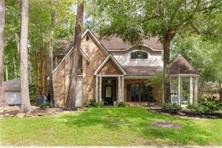 9 Mallard Glen Place, The Woodlands, TX 77381