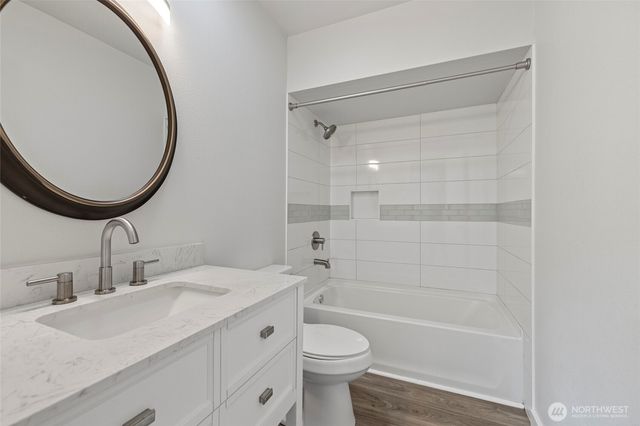 8471 Golden Valley Drive, Maple Falls, WA 98266