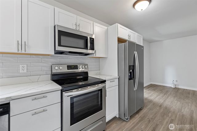 8471 Golden Valley Drive, Maple Falls, WA 98266