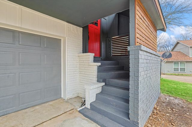 2002 Danley Court, Flower Mound, TX 75028