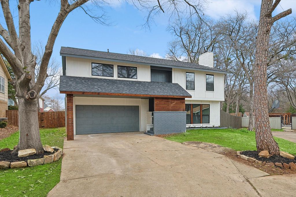 2002 Danley Court, Flower Mound, TX 75028