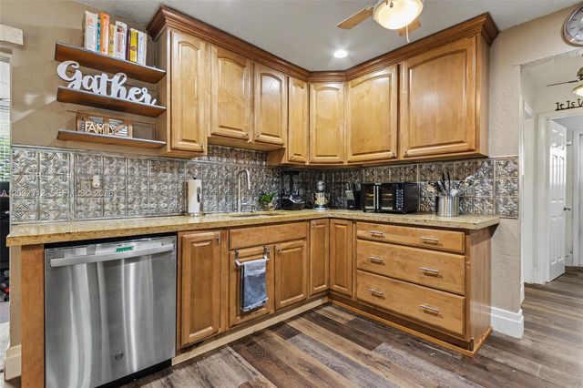 4871 NW 13th Avenue, Deerfield Beach, FL 33064