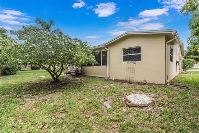 4871 NW 13th Avenue, Deerfield Beach, FL 33064