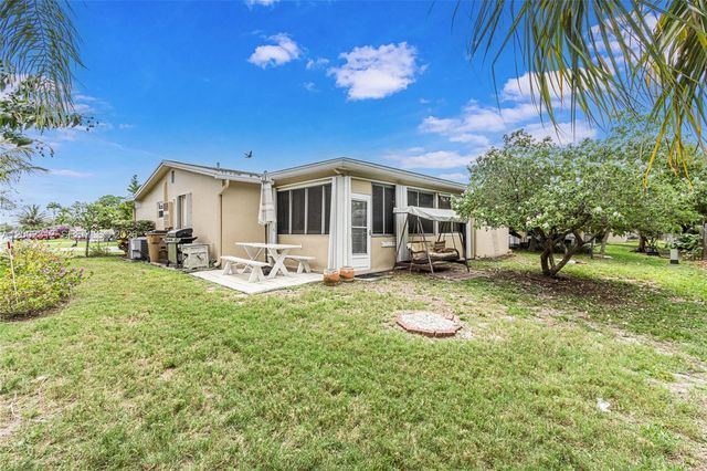 4871 NW 13th Avenue, Deerfield Beach, FL 33064