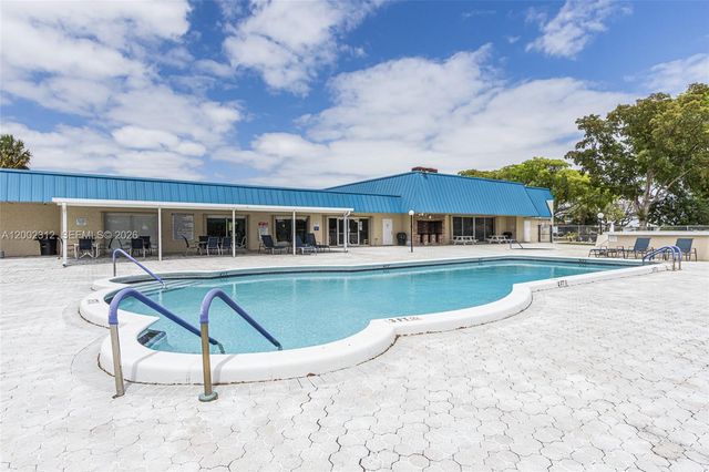 4871 NW 13th Avenue, Deerfield Beach, FL 33064