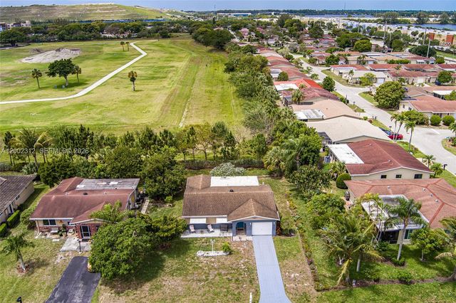 4871 NW 13th Avenue, Deerfield Beach, FL 33064