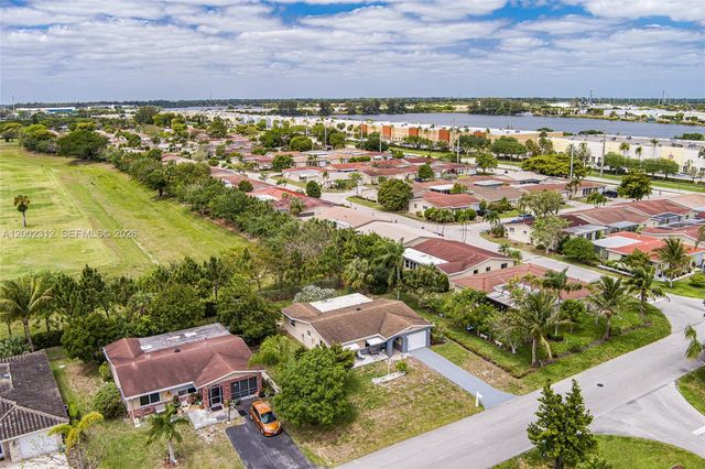 4871 NW 13th Avenue, Deerfield Beach, FL 33064