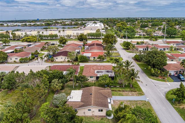 4871 NW 13th Avenue, Deerfield Beach, FL 33064