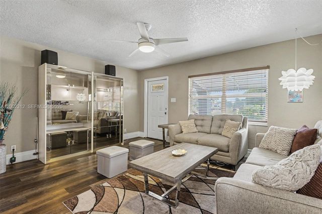 4871 NW 13th Avenue, Deerfield Beach, FL 33064