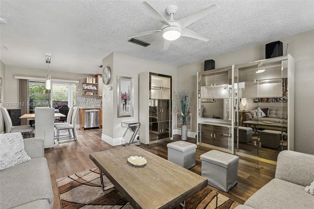 4871 NW 13th Avenue, Deerfield Beach, FL 33064