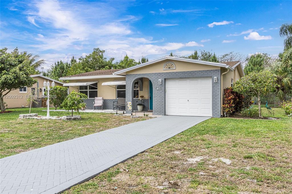 4871 NW 13th Avenue, Deerfield Beach, FL 33064