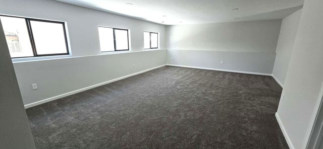 1319 Minnehaha Avenue E, North Saint Paul, MN 55106