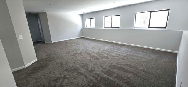 1319 Minnehaha Avenue E, North Saint Paul, MN 55106