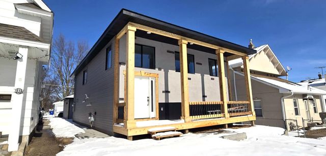 1319 Minnehaha Avenue E, North Saint Paul, MN 55106