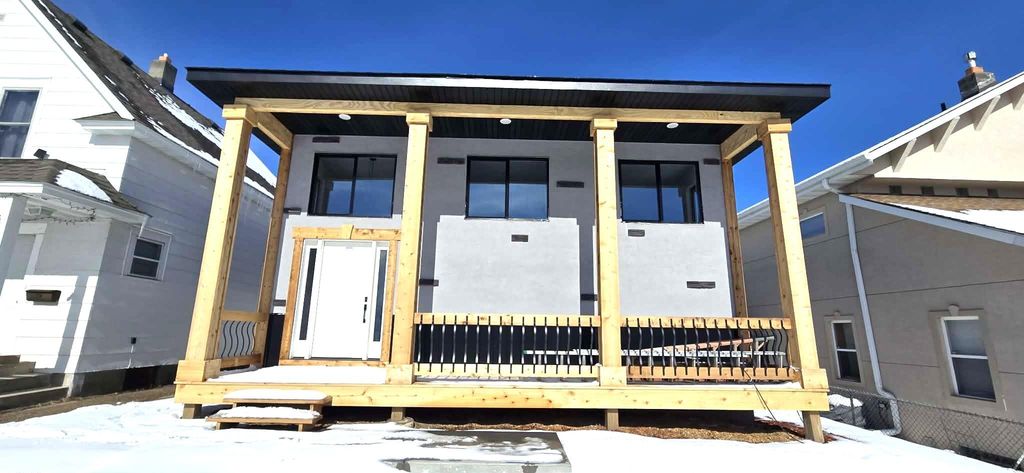 1319 Minnehaha Avenue E, North Saint Paul, MN 55106