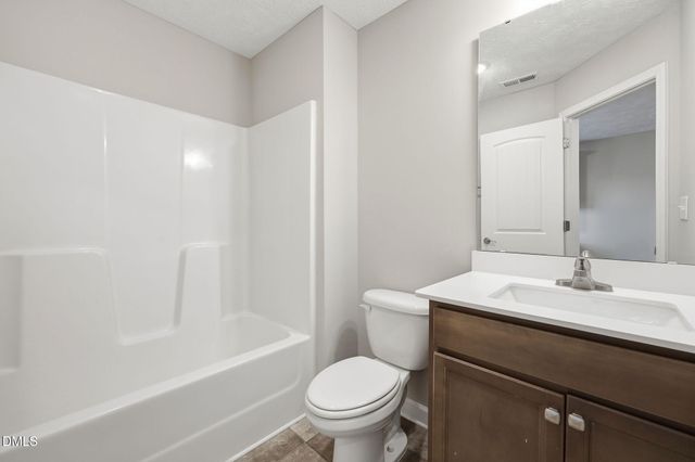3017 Branscombe Road, Fayetteville, NC 28306