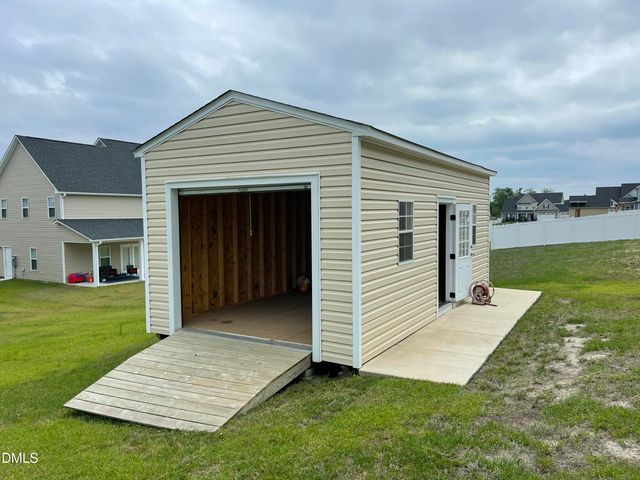 3017 Branscombe Road, Fayetteville, NC 28306