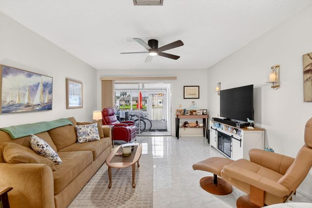 2758 Emory Drive E B, West Palm Beach, FL 33415