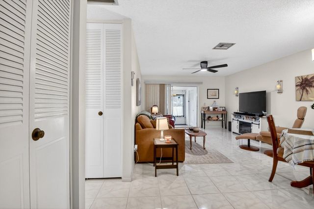 2758 Emory Drive E B, West Palm Beach, FL 33415