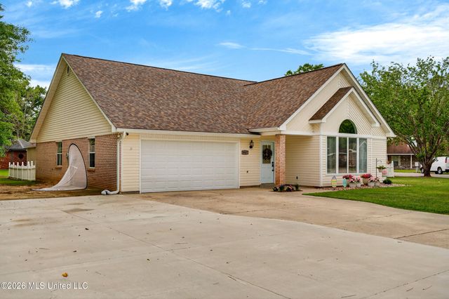 8007 Fishook Lane, Picayune, MS 39466