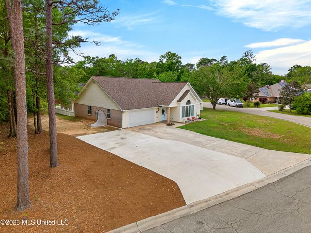 8007 Fishook Lane, Picayune, MS 39466