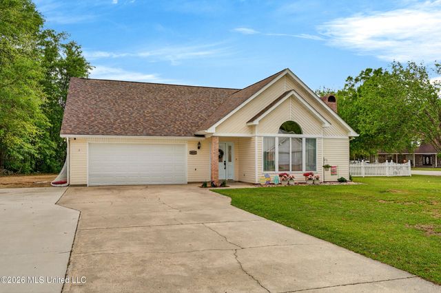 8007 Fishook Lane, Picayune, MS 39466