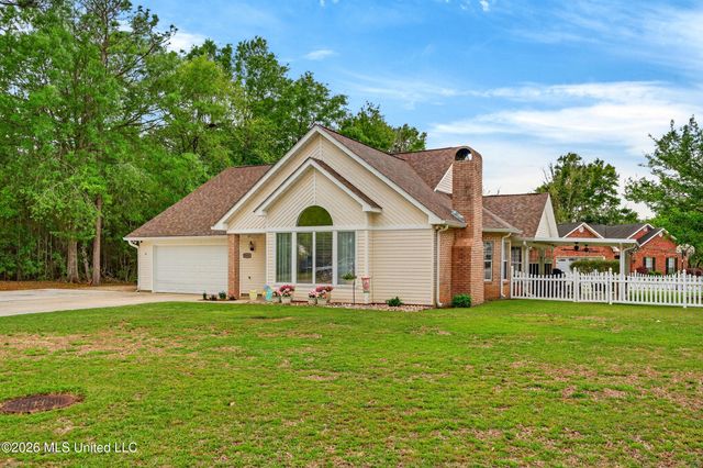 8007 Fishook Lane, Picayune, MS 39466