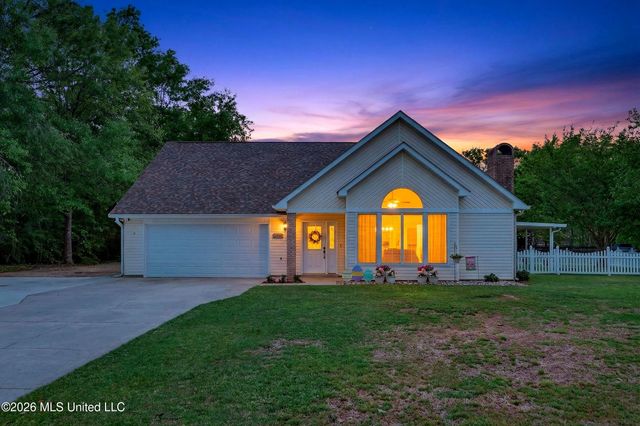 8007 Fishook Lane, Picayune, MS 39466