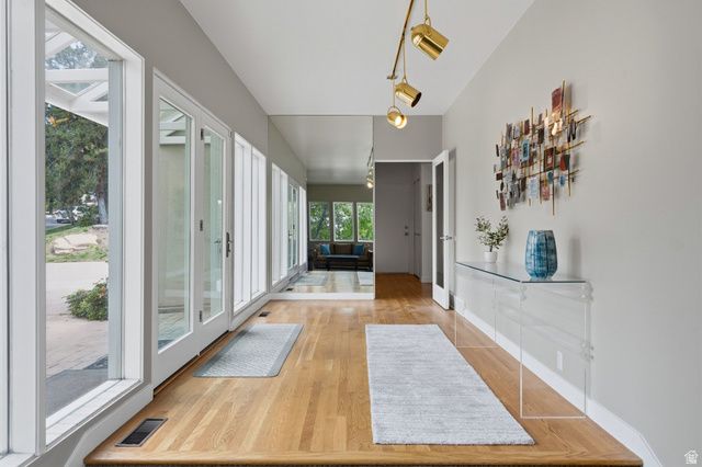 1704 E FORT DOUGLAS CIR, Salt Lake City, UT 84103