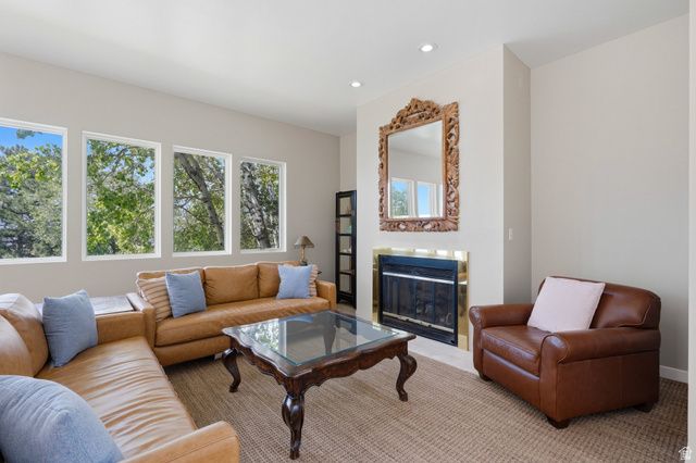 1704 E FORT DOUGLAS CIR, Salt Lake City, UT 84103