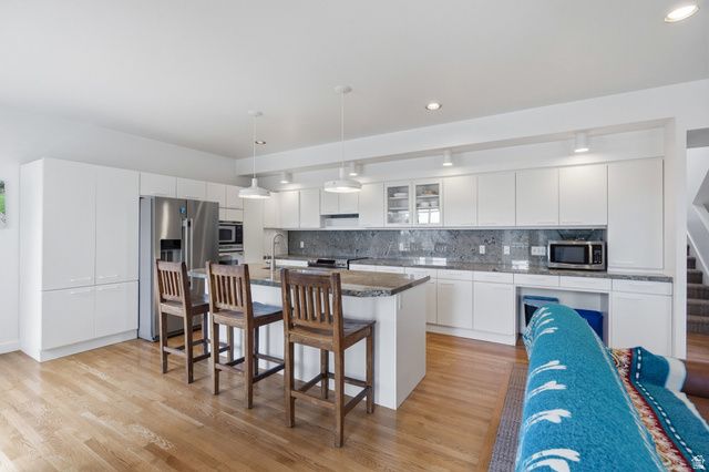 1704 E FORT DOUGLAS CIR, Salt Lake City, UT 84103