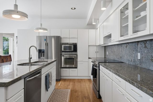 1704 E FORT DOUGLAS CIR, Salt Lake City, UT 84103