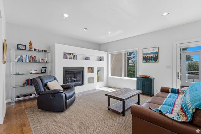 1704 E FORT DOUGLAS CIR, Salt Lake City, UT 84103