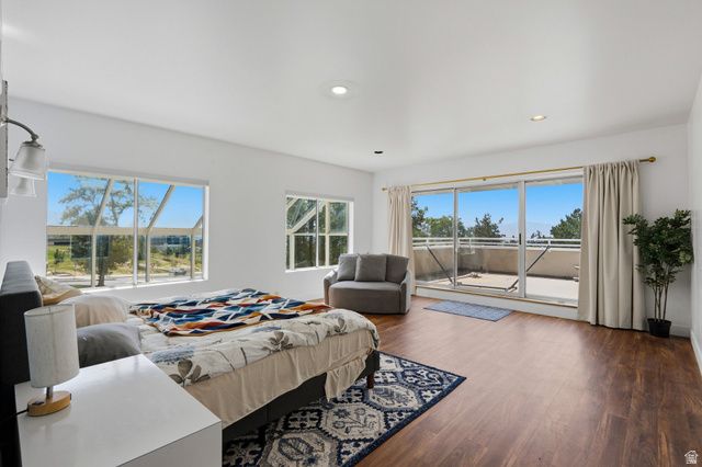 1704 E FORT DOUGLAS CIR, Salt Lake City, UT 84103