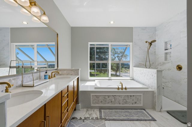 1704 E FORT DOUGLAS CIR, Salt Lake City, UT 84103