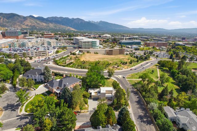 1704 E FORT DOUGLAS CIR, Salt Lake City, UT 84103