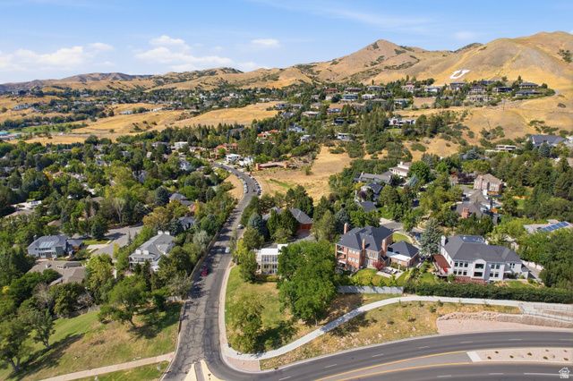 1704 E FORT DOUGLAS CIR, Salt Lake City, UT 84103