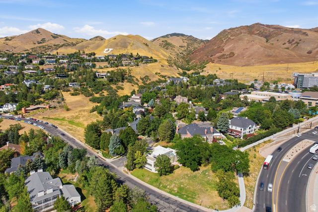 1704 E FORT DOUGLAS CIR, Salt Lake City, UT 84103